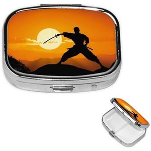 Pillendoosje met spiegel, retro pillendoosje met 2 compartimenten, zonnekarate, silhouet, kleine pillenorganizer voor portemonnee of zak, decoratieve metalen medicijnen, vitamine-organizer, unieke