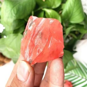 Diffuus geurige steen watermeloen rood smeltkristal kwarts ruw grind handwerk ornamenten tuin decor halfedelsteen-1pc