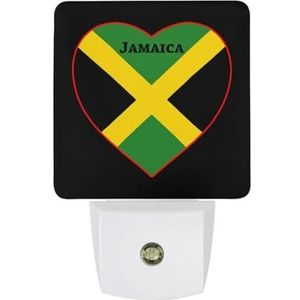 Jamaica Vlag Hart Warm Wit Nachtlampje Plug In Muur Schemering naar Dawn Sensor Lichten Binnenshuis Trappen Hal