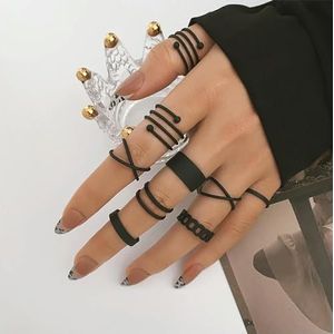 Punk zwarte vlinder ringen Set voor vrouwen Vintage geometrische metalen Cross hart ringen Set Fashion Trend sieraden Gifts-IF78313659