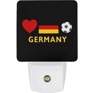 Duitsland Lover Voetbal Warm Wit Nachtlampje Plug In Muur Schemering naar Dawn Sensor Lichten Binnenshuis Trappen Hal