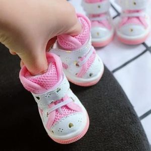 QSCTYG Hondenschoenen schoenen voor honden van kleine rassen, zomer, ademend, modieuze puppy's, antislip, huisdierlaarzen, accessoires, 4 stuks/partij (kleur: roze, maat: 1)