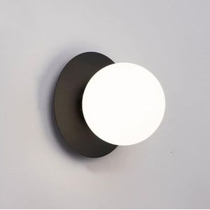 LANGDU Moderne minimalistische wandlamp uit het midden van de eeuw ijzeren wandkandelaar met witte bol glas E27 wandverlichting for slaapkamer bed studie trap hal (Color : Dark)