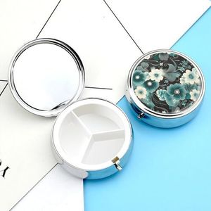 Pillendoosje Ronde Pillendoosje Pillenhouder met 3 Compartiment Heldere Bloemen Beelden Pillen Gevallen voor Reizen Waterdichte Geneeskunde Organizer Doos Reizen Pillendoos Pillencontainers Vitamine