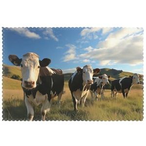 Koeien in de weide geïsoleerde dinerbordmat, 18 x 12 inch, anti-vet, antislip, beschermt eettafel, geschikt voor hotels, restaurants, keukens (pak van 6)
