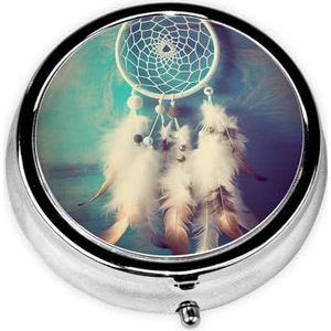 Pillendoosje met spiegel, retro pillendoos met 3 vakken, witte dromenvanger, veer, kleine pillenorganizer voor portemonnee of zak, decoratieve metalen medicijn-vitamineorganizer, unieke geschenken