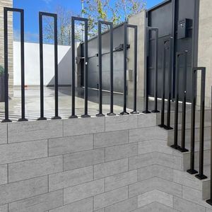 Handrails voor buitentrappen, matzwarte U-vormige leuningen voor binnentrappen, antislip trapleuning, industriële smeedijzeren reling voor trappen, tuin, zolder, gang, 1 stuk (zwart, 85 cm)