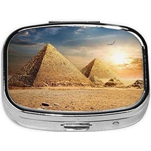 Egyptische piramide in woestijn vierkante pillendoos, pillendispenser doos kabeljauw lever oliedoos vitamine pillendoos patiënt pillendoos