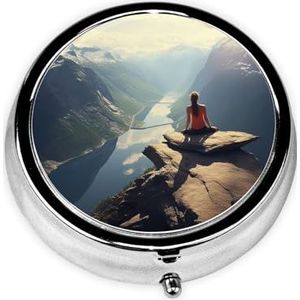 Pillendoosje met spiegel, retro pillendoosje met 3 vakken, bergtop, yoga, kleine pillenorganizer voor portemonnee of zak, decoratieve metalen medicijnen, vitamine-organizer, unieke geschenken