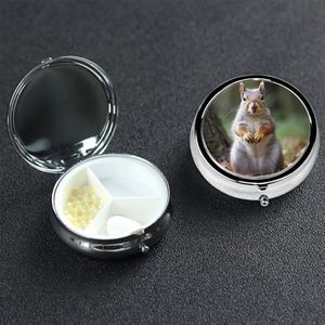 Eekhoorn Pil Case 3 Compartiment Pillendoos Draagbare Metalen Pil Organizer Leuke Reizen Pil Container Vitamine Organizer voor Portemonnee Pocket Reizen Gift