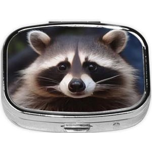 Compacte vierkante pillendoos kleine wasbeer gezicht draagbare medicatie pillenorganizer dispenser met compartimenten | Kleine pillendoos voor op reis voor portemonnee en zak