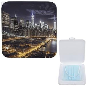 LQPMNK Draagbare maskeropbergdoos, City At Night Print Lichtgewicht Maskerhouder voor Wegwerp & Doek Maskers - Compact & Stijlvol Ontwerp, Masker Opbergdoos, 5.1""x5.1"", Modern design