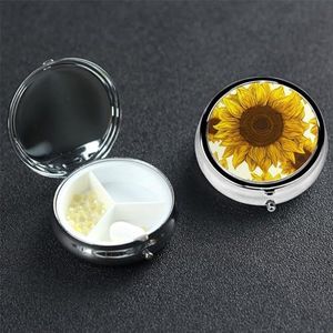 Mini metalen pillenorganizer - 3 compartimenten reizen pillendoos lichtgewicht zak pillendoosje zonnebloem wekelijkse medicatie case voor vitamines en medicijnen