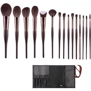 Make-up Kwasten 15-delige dagelijkse make-upset met essentiële kwasten for eyeliner, oogschaduw en wenkbrauwkwasten Make-up Kwasten Draagbare(Naked brush-Bandage bag)