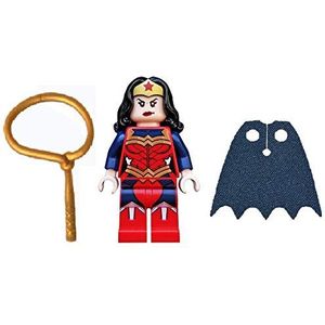 LEGO DC Superheroes: Wonder Woman with Lassoo - The New 52 - Plus Blue Cape