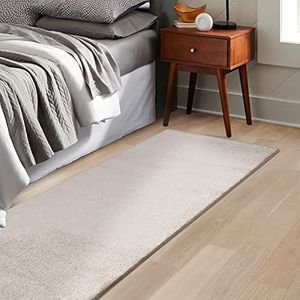 KARAT Bedmat - fraaie velours bedomranding - tapijtloper voor slaapkamer en woonkamer - pluizige tapijtloper Sundae (80 x 200 cm, beige)