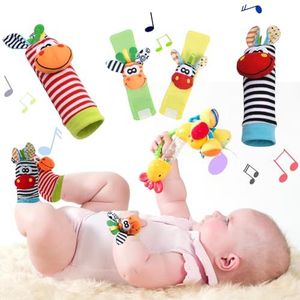 Vicloon Baby Rammelaar Sokken Polsriem Rammelaars, 4 stks Pols Rammelaars voor Baby's & Voetzoeker Set, Zacht Dier Baby Rammelaars Speelgoed voor 0-6 Maanden Baby's Jongen Meisje
