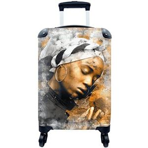 MuchoWow® Koffer - Vrouwen - Hoofddoek - Krant - Past binnen 55x40x20 cm en 55x35x25 cm - Handbagage - Trolley - Fotokoffer - Cabin Size - Print