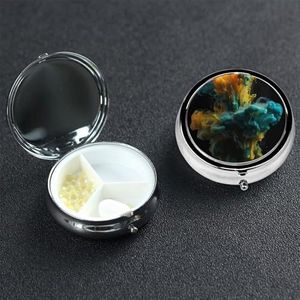 Gekleurde Vloeibare Pil Case Draagbare Metalen Pil Doos 3 Compartiment Pil Organizer Leuke Reizen Pil Container Vitamine Organizer voor Portemonnee Pocket Reizen Gift