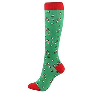 De mannen en vrouwen hebben skilaarzen sokken Veelkleurige kerstkousen over de knie for dames(H)