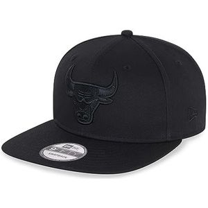 New Era Chicago Bulls NBA Black on Black 9Fifty Snapback Cap - M - L