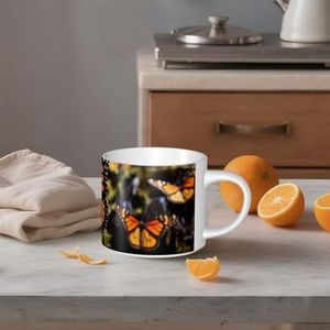 STVYUKL Keramische koffiemok 15 oz, grappige koffiemok met groot handvat hopen oranje monarch vlinders theekop geschenk beker voor latte, cacao, koffiewit