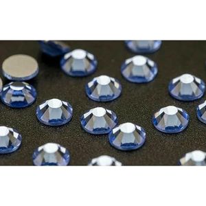 Non Hot Fix Flatback Rhinestones en decoraties Crystal Nail Art accessoires Nagelsticker Glitter Steen Diamant DIY-028 Licht Saffier-SS10 (1440 stuks)