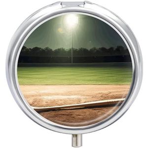 Pillendoos 3 Compartiment Kleine Pillenetui voor Portemonnee & Pocket Baseball Sport Veld Ronde Pillendoos Leuke Vitaminen Visolie Supplementen Olie Opbergdoos Draagbare Pil Containe Reizen Gift