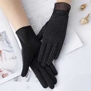 Fjnbbiot Zijde Korte Vrouwen Zomer Kant Zonnebrandcrème Handschoenen Anti-Slip Ademend Fietsen Rijden Sexy Handschoenen zwart 2