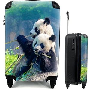 MuchoWow® Koffer - Panda - Bamboe - Gras - Dieren - Past binnen 55x40x20 cm en 55x35x25 cm - Handbagage - Trolley - Fotokoffer - Cabin Size - Print