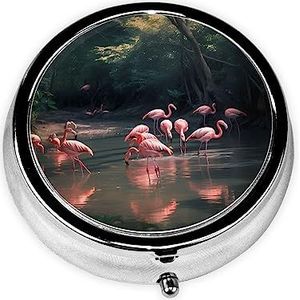 Roze Flamingo Pillendoosje Draagbare Ronde Metalen Pil Case 3 Compartiment Kleine Tablet Doos voor Portemonnee of Pocket Pil Organizer Geneeskunde Vitamine Organizer Uniek Gift