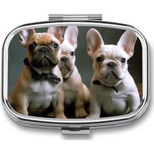 Franse bulldog puppy's pillenetui met 2 compartimenten, pillenorganizer, draagbare vierkante pillendoos, vitaminepillenorganizer voor zakportemonnee en reizen