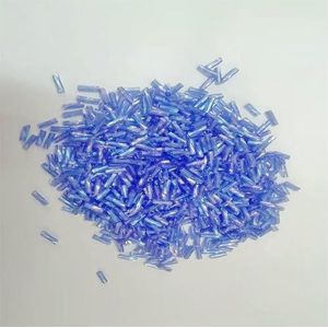 300 stuks 11/0 buiskralen 2x6mm Twist Bugles glaskralen spiraalvormige zaadkralen voor doe-het-zelf armbanden sieraden kleding maken kleding accessoires-saffierblauw AB38-2x6mm 450g 13500 stuks