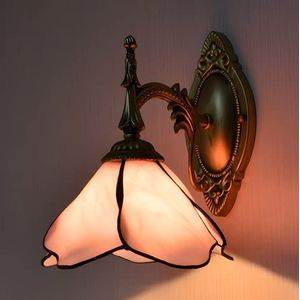 Tiffany Glazen Wandlicht, Traditionele Bloem 1 Lichtroze Glazen Wandlamp, Oude Messing Wand Met Gebrandschilderde Glaslampenschart