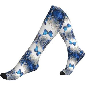 Blauwe Vlinders Witte Bloemen Compressie Sokken Voor Vrouw & Man Unisex 20-30mmhg Knie Hoge Kalveren Voor Vliegende Running Sport, 1 zwart, Eén Maat