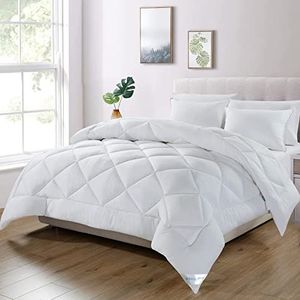 Wavve dekbed 220x240. 4 seizoenen, microvezel textiel, superzacht en gezellige stof, wit