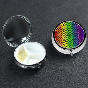 Gay Pride pillendoos met regenboogpatroon, pillendoosje met 3 vakken, voor portemonnee en zak, schattige pillenorganizer met spiegel, draagbare pillendoos, metalen ronde medicijnorganizer, uniek