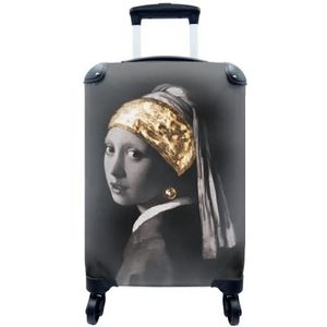MuchoWow® Koffer - Meisje met de parel - Vermeer - Goud - Past binnen 55x40x20 cm en 55x35x25 cm - Handbagage - Trolley - Fotokoffer - Cabin Size - Print