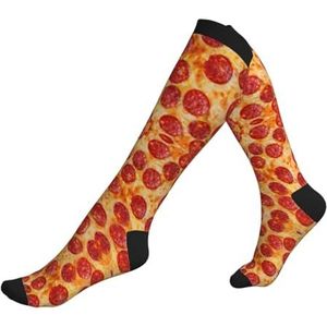 KoNsev 3d Pizza Pepperoni Compressie Sokken Voor Vrouwen Mannen Ondersteuning Sokken Knie Hoge Verpleegkundigen, Zwangerschap, Hardlopen, Vliegen, Zwart, Eén Maat