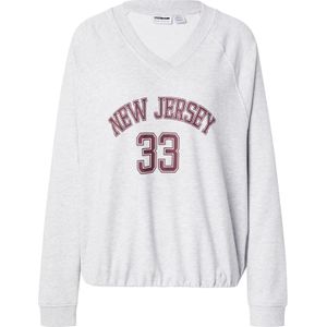 Noisy may Sweatshirt 'NMASTON'  lichtgrijs / robijnrood / wit