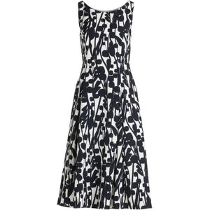 Jurk - Getailleerd - Flare - Zwart - Gladde Stof - Mouwloos