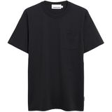 ARMEDANGELS - MAARKOS POCKET - T-shirt - Zwart - Jersey, Ronde Hals, Halve Mouw