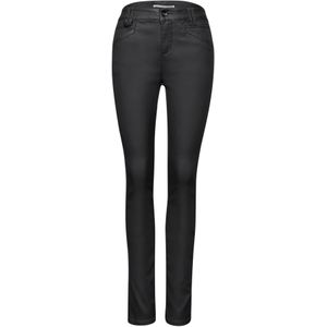 Street One Dames Slim Fit gecoate broek in Zwart, in size: 32