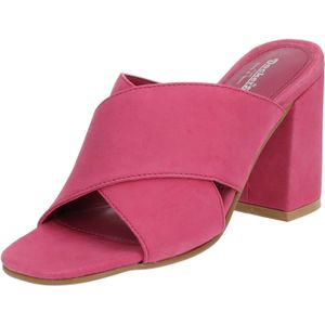 Dockers by Gerli Muiltjes  pink