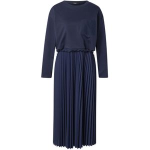 Knielange jurk in wikkellook, model 'OSIRIS'