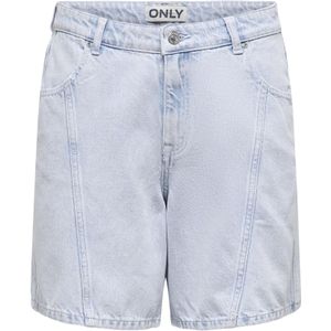 Denim Shorts - Mid Waist - Regular Fit