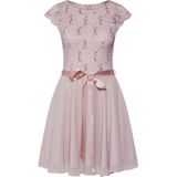 Cocktailjurk met kant en strikceintuur