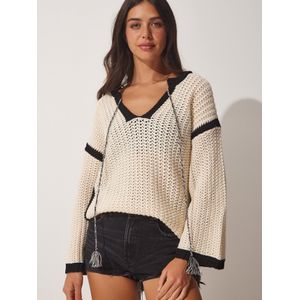 Happiness İstanbul Trui  ivoor / zwart