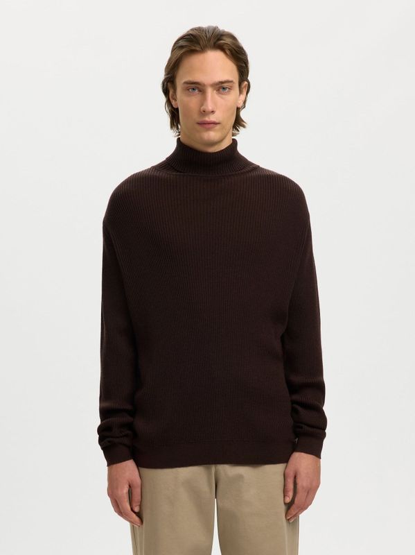 SELECTED Trui  bruin