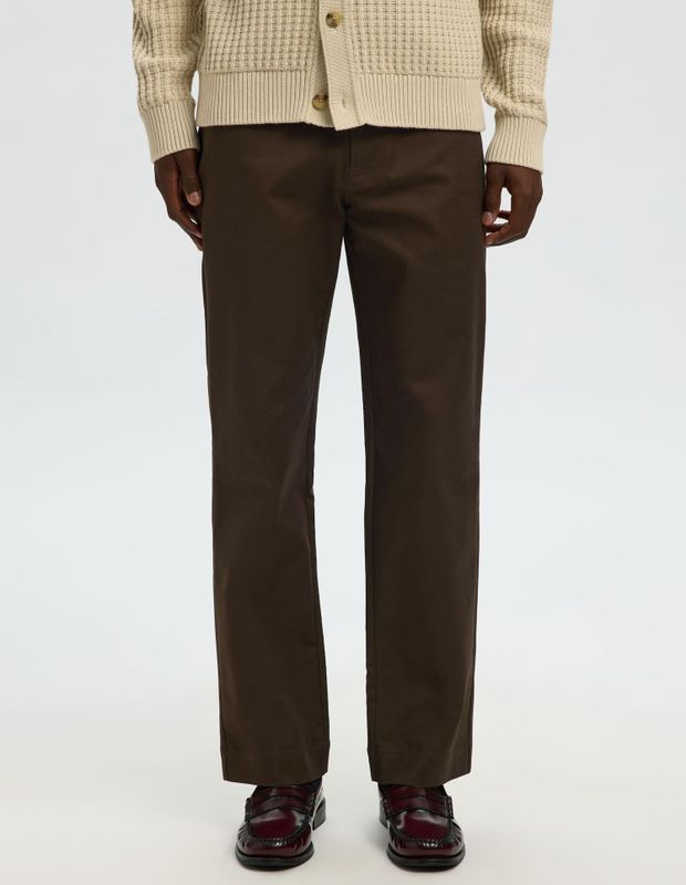 SELECTED Chino  bruin